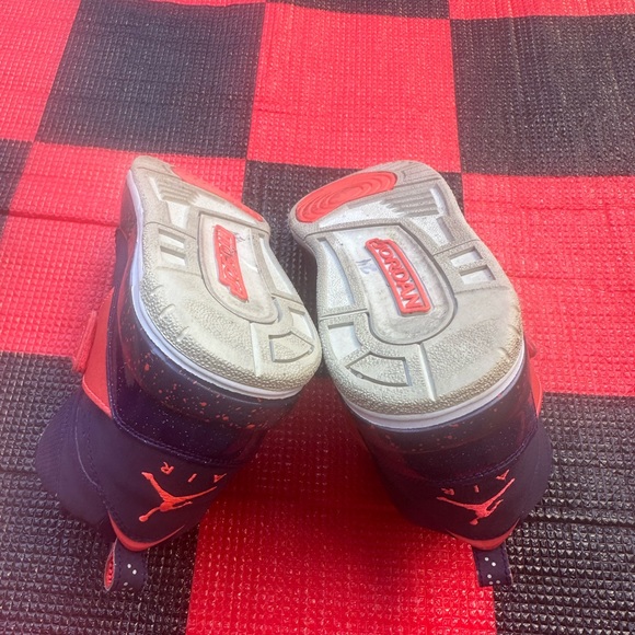 Jordan FLT 45 Hi GS Imperial Purple size 7Y
Style: 547769-561 - Picture 9 of 9